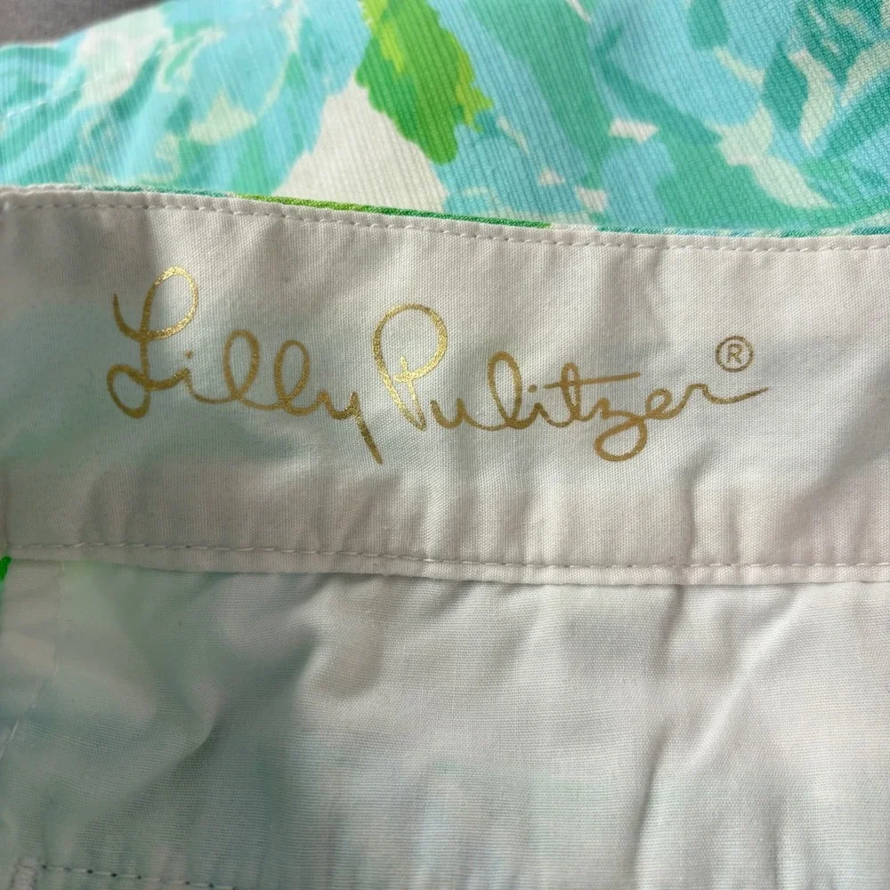 Lilly Pulitzer Womens Callahan Short 10 Blue Green Floral Rose Print 5" Inseam - Picture 4 of 12
